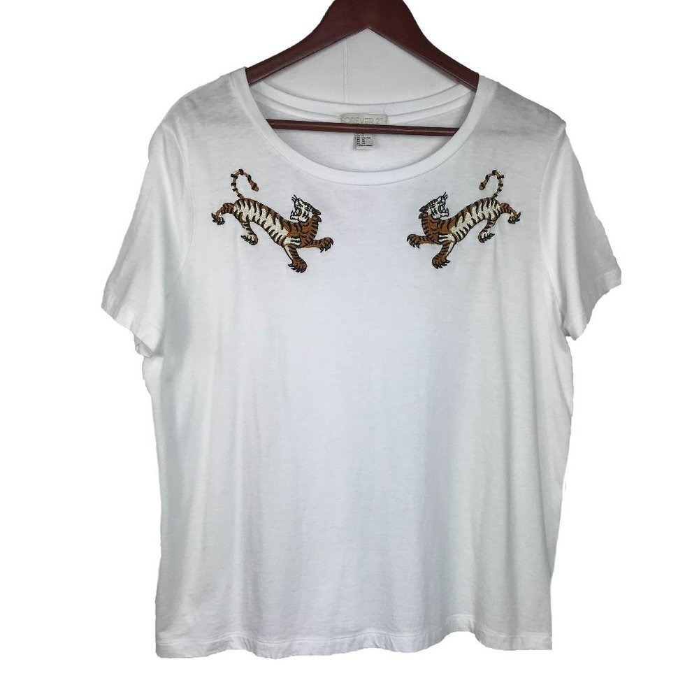 Vintage Forever 21 White‎ Embroidered Tiger Graphic T Shirt Top Y2K